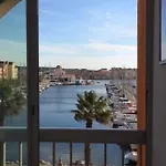 Lägenhet Cosy Vue Port