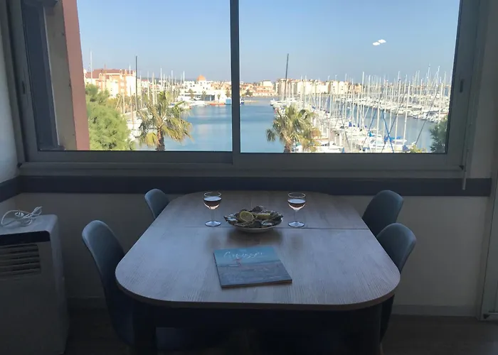 Cosy Vue Port